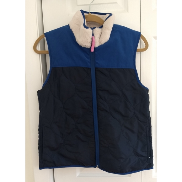 SOLD Abercrombie & Fitch Reversible Faux Fur Vest - Picture 3 of 7